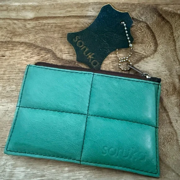 Soruka Green Leather Wallet - Picture 1 of 6